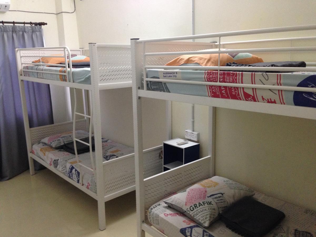 Vloft Backpackers Hostel Іпох Екстер'єр фото