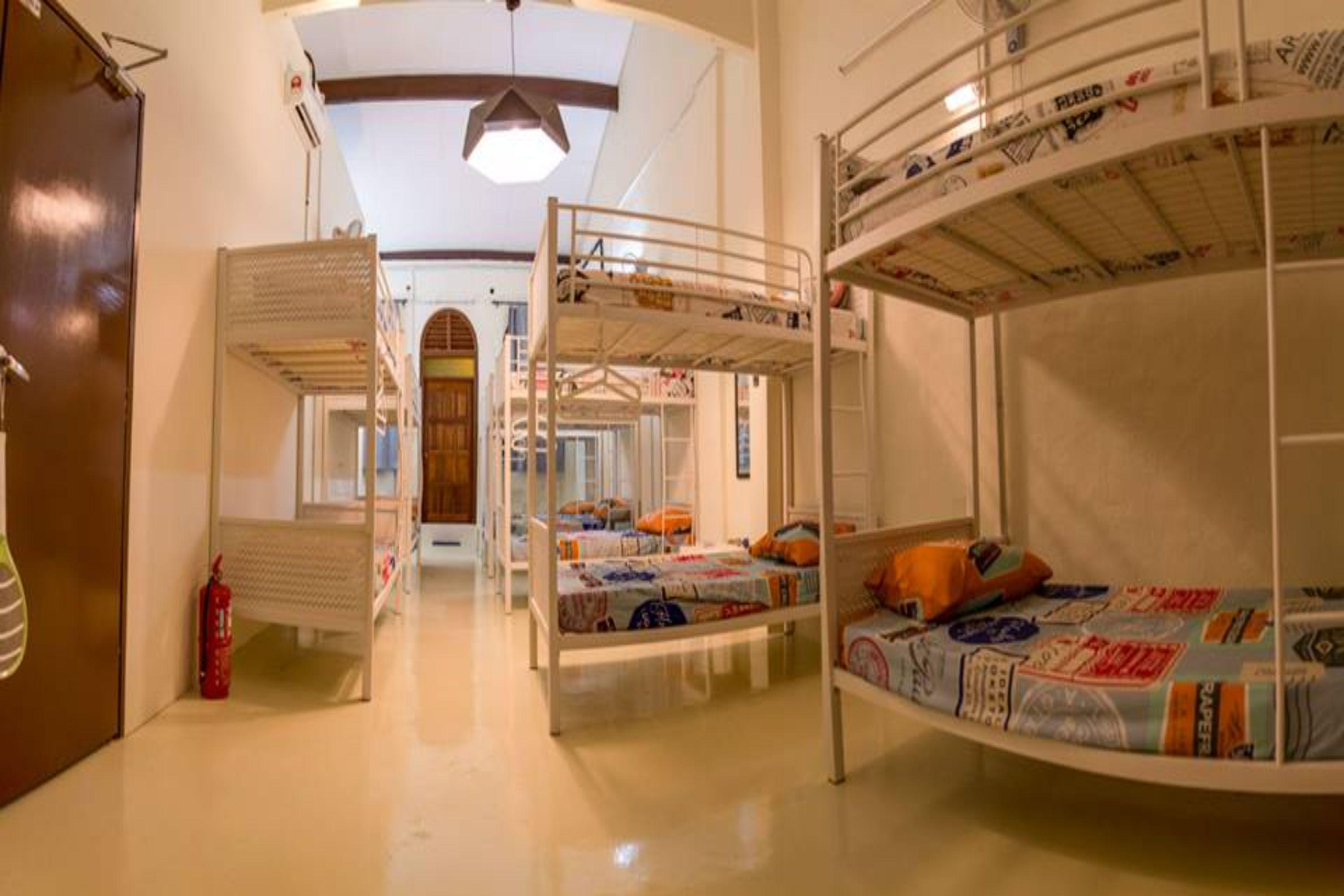 Vloft Backpackers Hostel Іпох Екстер'єр фото