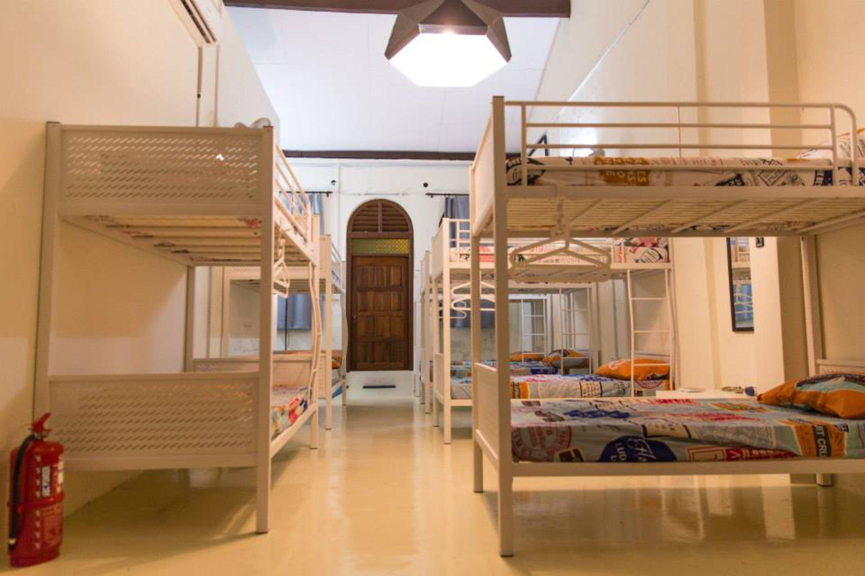 Vloft Backpackers Hostel Іпох Екстер'єр фото