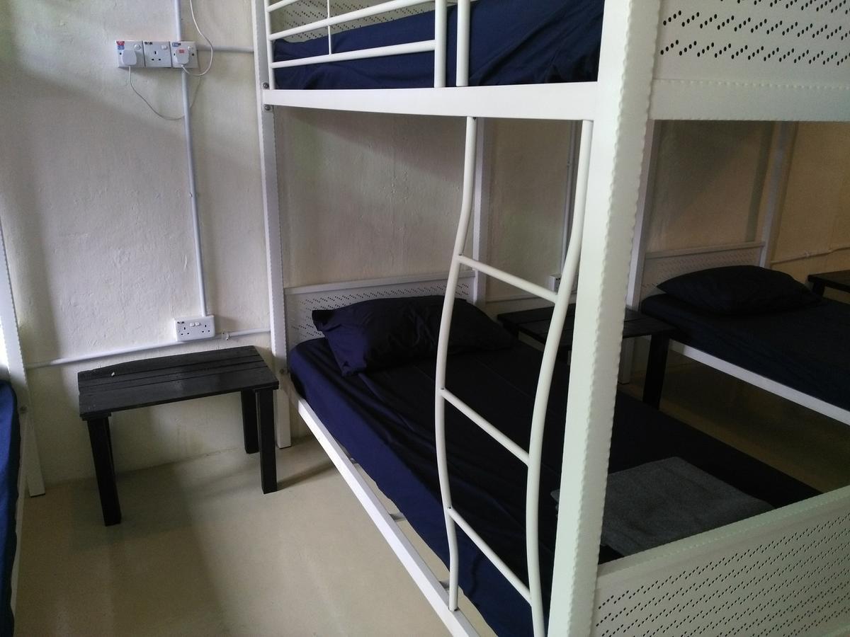 Vloft Backpackers Hostel Іпох Екстер'єр фото
